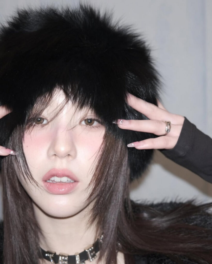 Celeb – Asian – HeeJin (ARTMS / LOONA) – Nude