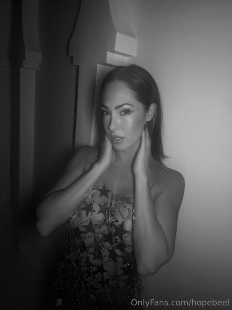 OnlyFans – Hope Beel – Nude