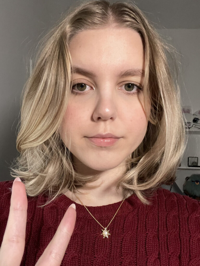 Twitch – T H I C C – HoxieLoxie – Nude