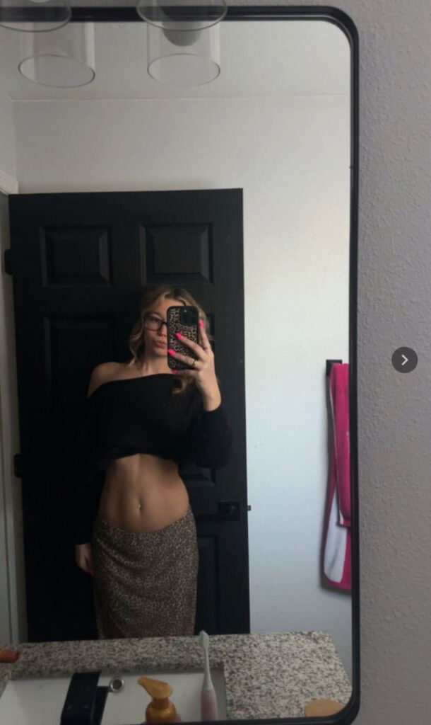 Instagram – Teen – iisabellarosee / isabellagabbard / isabella rose – Nude Leaks