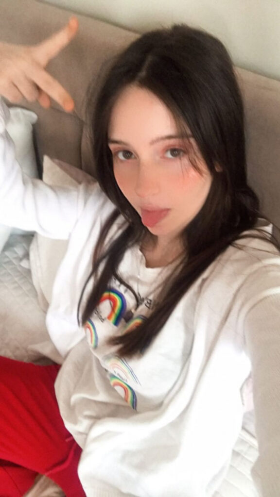 TikTok – Instagram – Petite – ilayserah / Ilay Serah – Nude