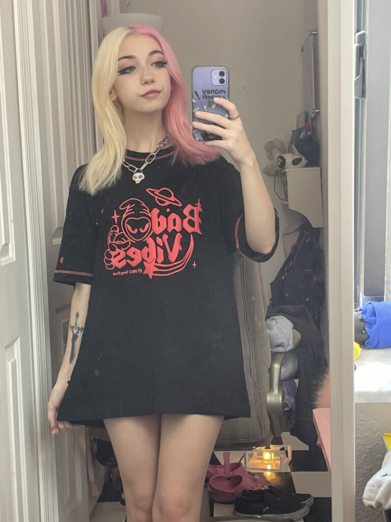 Twitch – TikTok – Iluvmeww – Nude