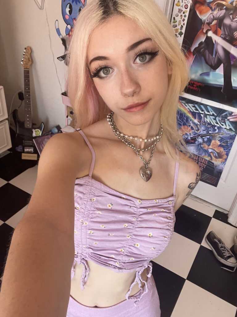 Twitch – TikTok – Iluvmeww – Nude