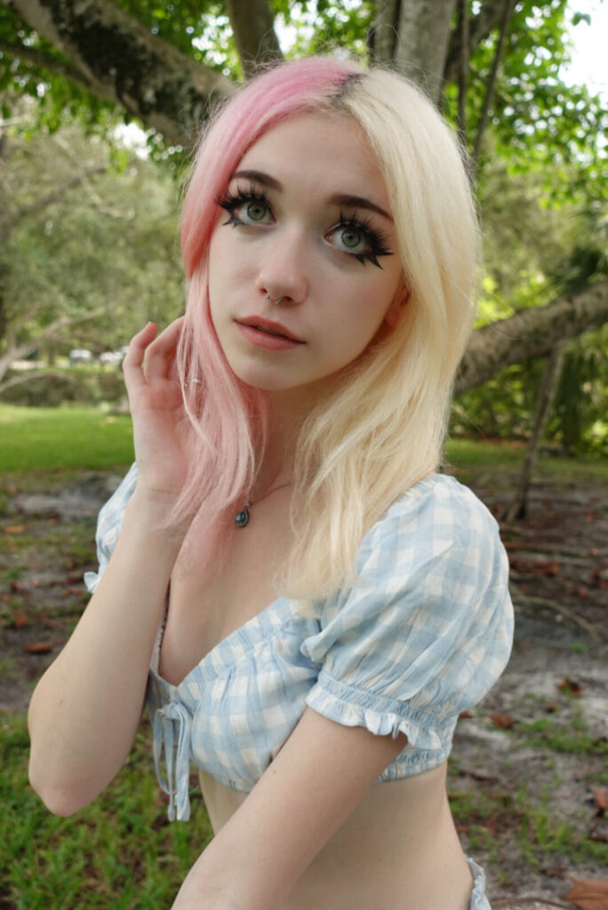 Twitch – TikTok – Iluvmeww – Nude