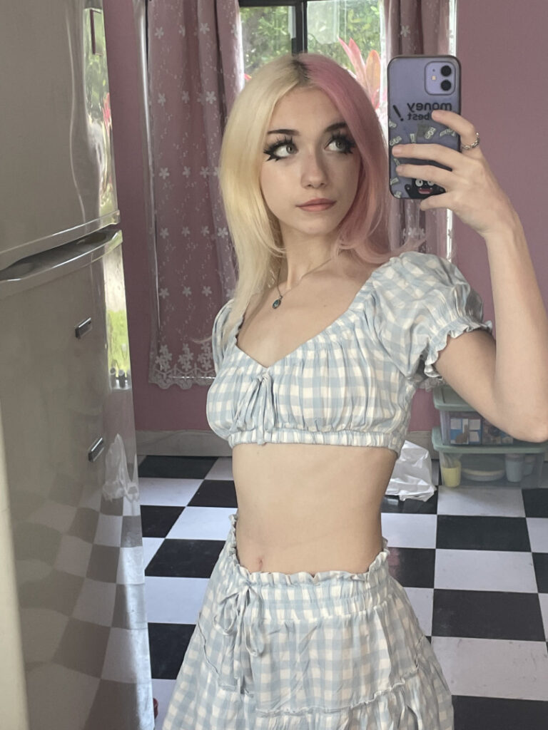 Twitch – TikTok – Iluvmeww – Nude
