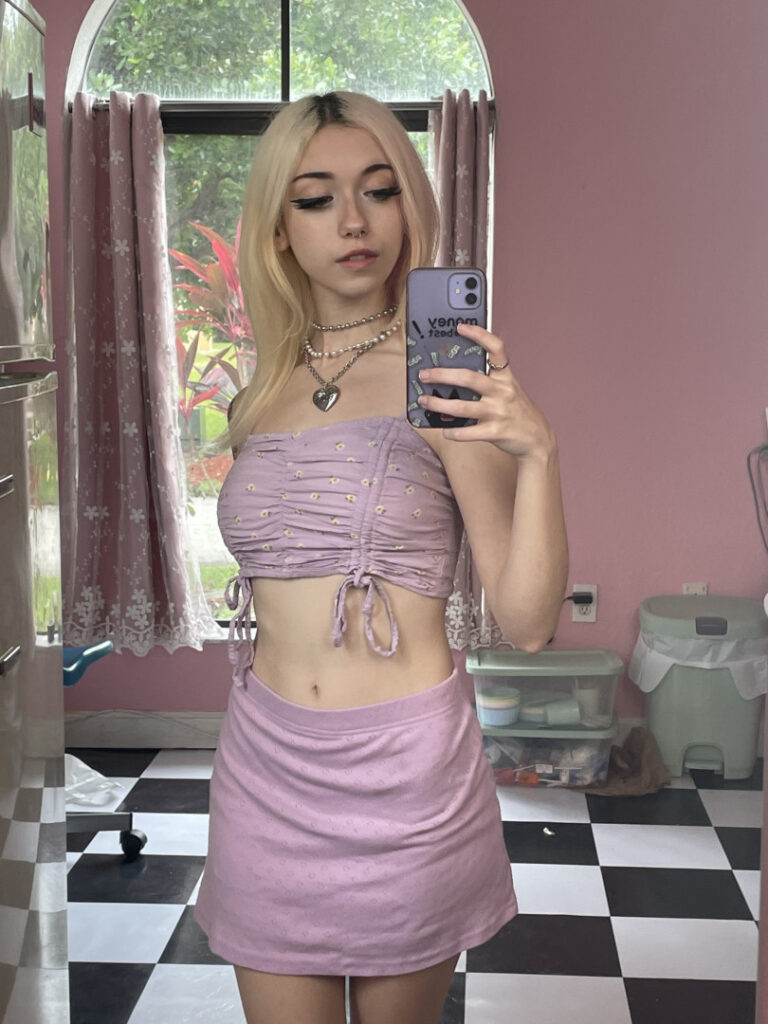 Twitch – TikTok – Iluvmeww – Nude