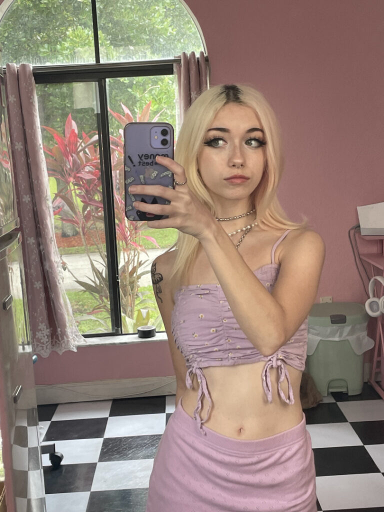 Twitch – TikTok – Iluvmeww – Nude