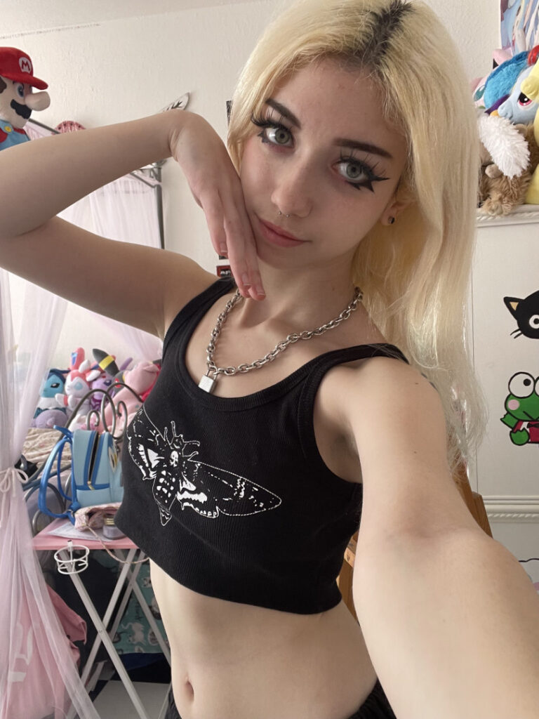 Twitch – TikTok – Iluvmeww – Nude