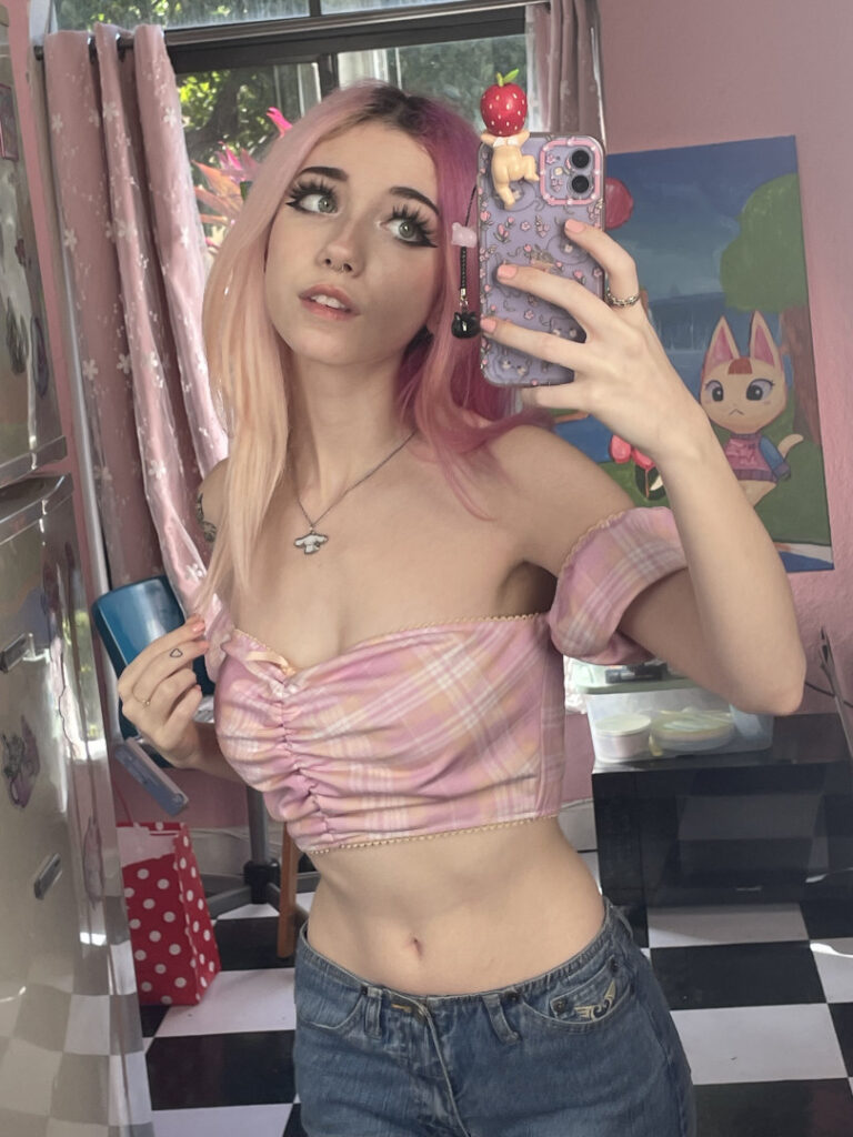 Twitch – TikTok – Iluvmeww – Nude