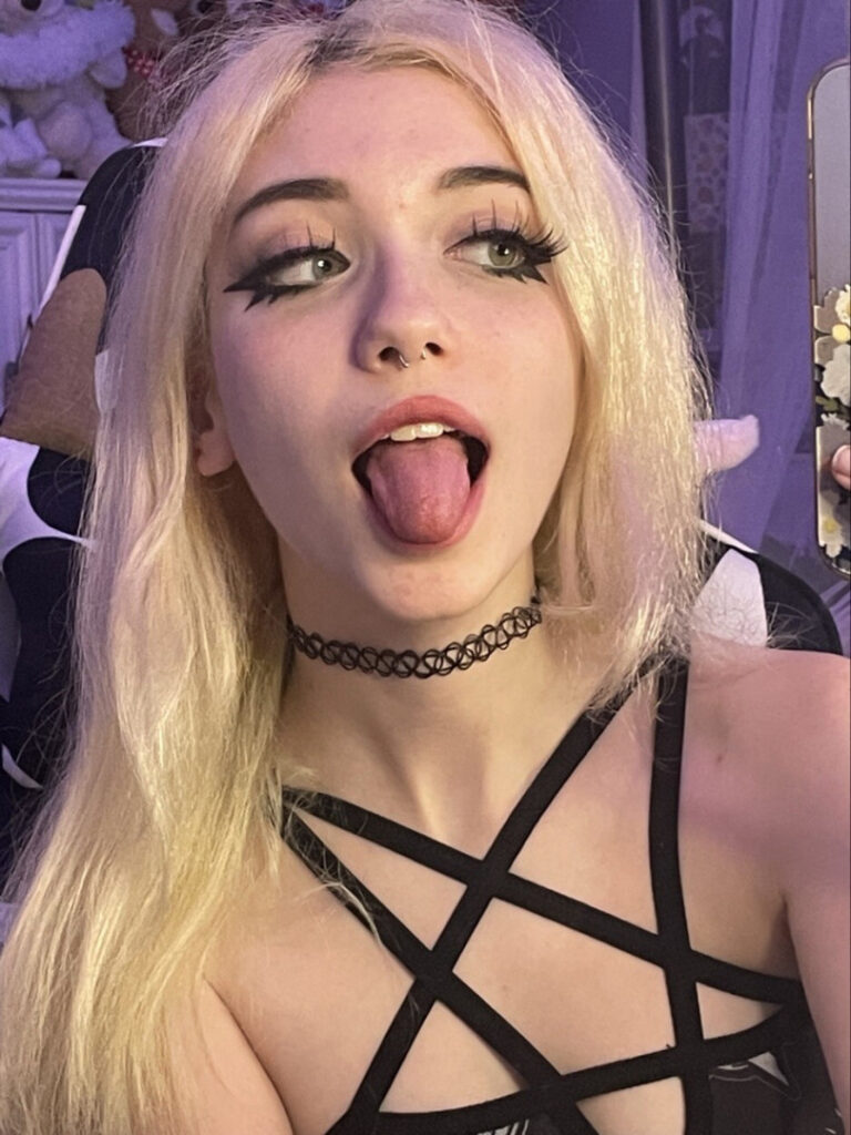 Twitch – TikTok – Iluvmeww – Nude