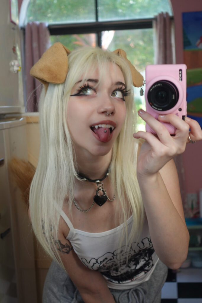 Twitch – TikTok – Iluvmeww – Nude