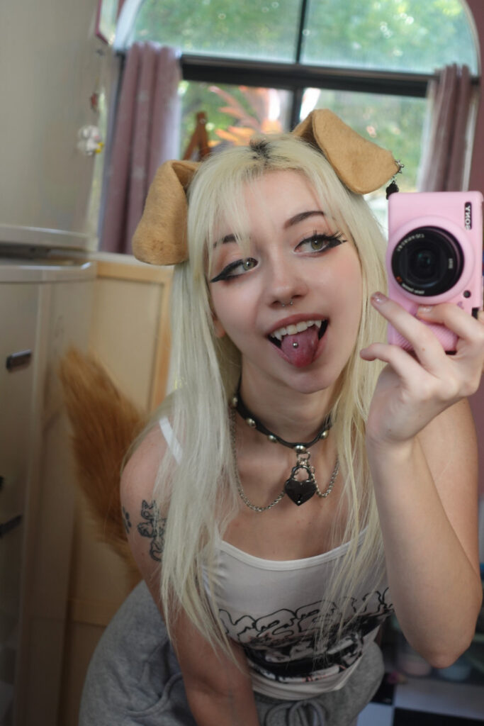 Twitch – TikTok – Iluvmeww – Nude