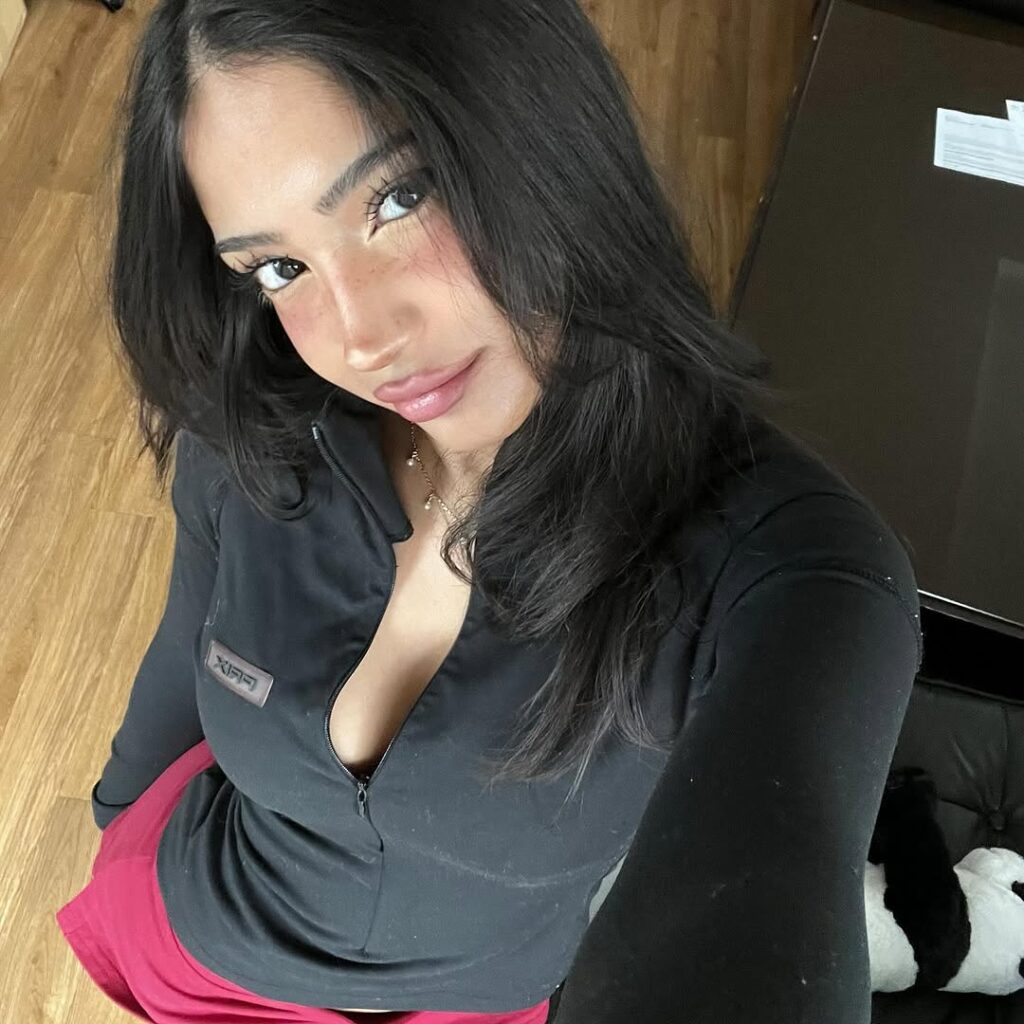 Instagram – imanimalikaa / manixbby – Nude Leaks