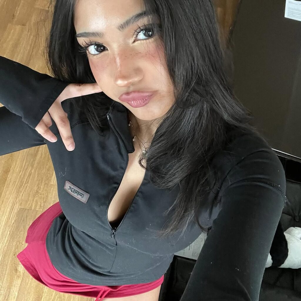 Instagram – imanimalikaa / manixbby – Nude Leaks