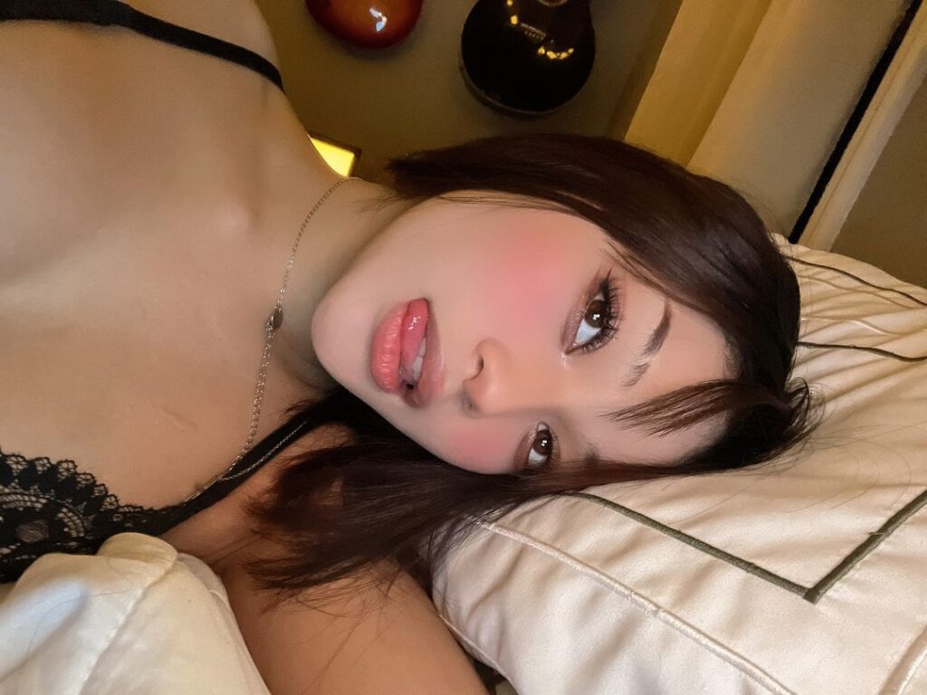 TikTok – Instagram – Asian – imlieky – Nude