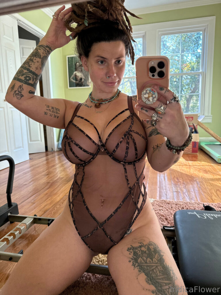 OnlyFans – XXX – T H I C C – Indica Flower – Nude