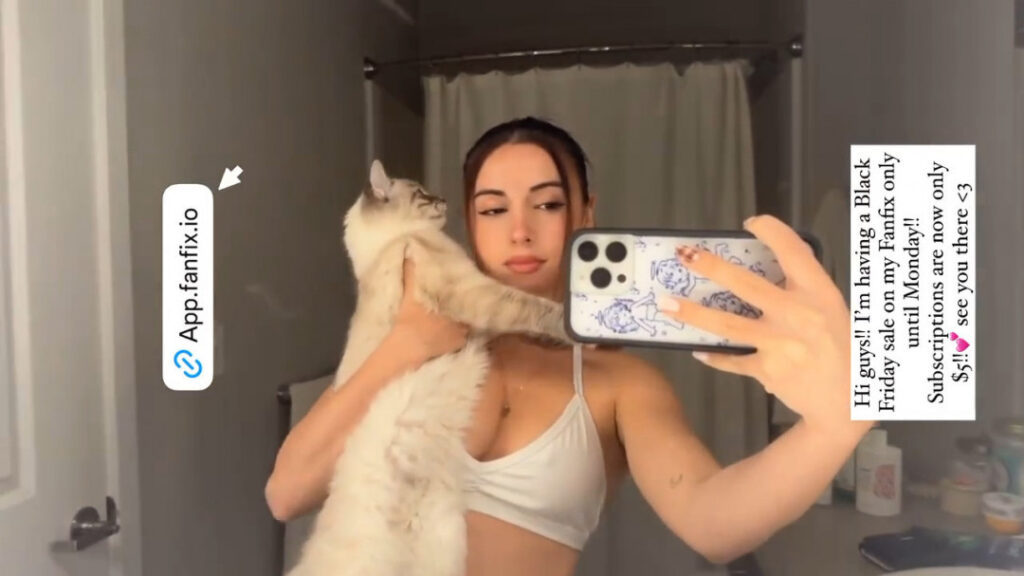 TikTok – ines.roml – Nude