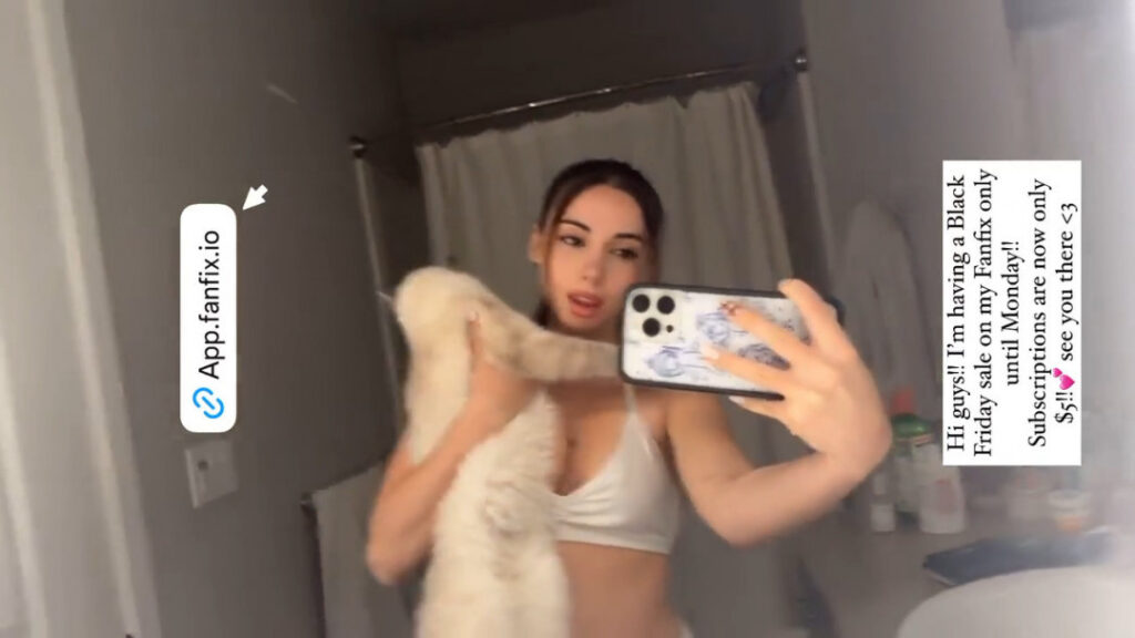 TikTok – ines.roml – Nude