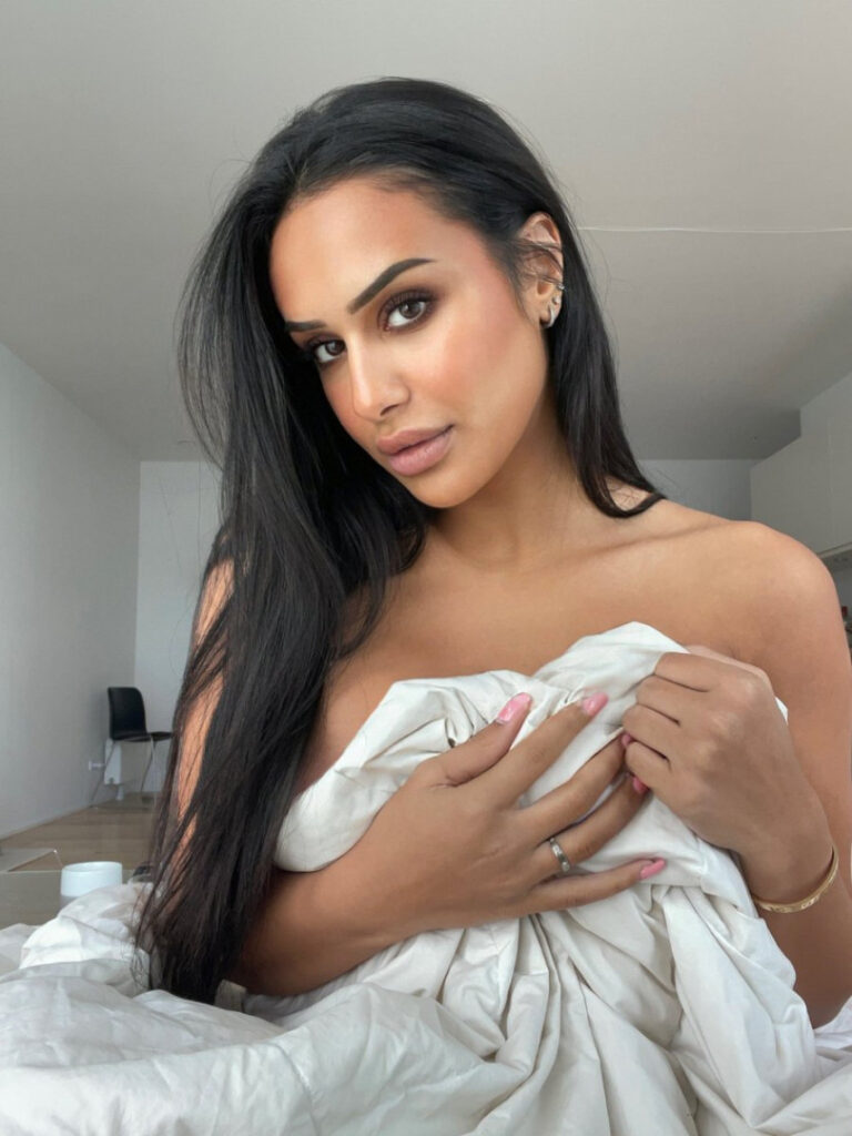 OnlyFans – ⠀X⠀ – Feet – its_queenkylie – Nude Leaks