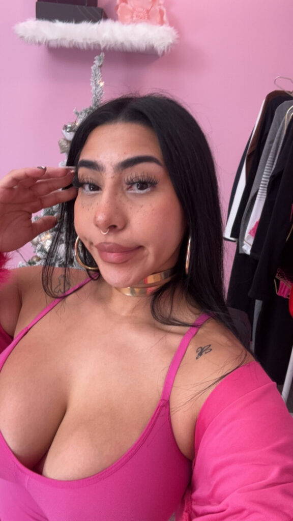 TikTok – Instagram – T H I C C – itssarapr – Nude