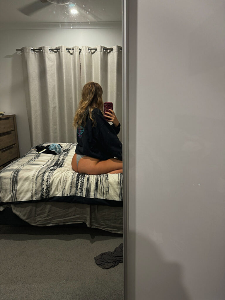 OnlyFans – itssosierra – Nude