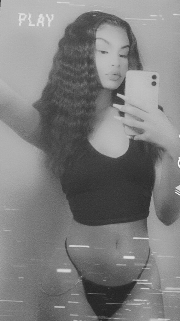 Instagram – ⠀X⠀ – Ittybittycutiee / funsizedmegg / youlovesieraa – Nude Leaks