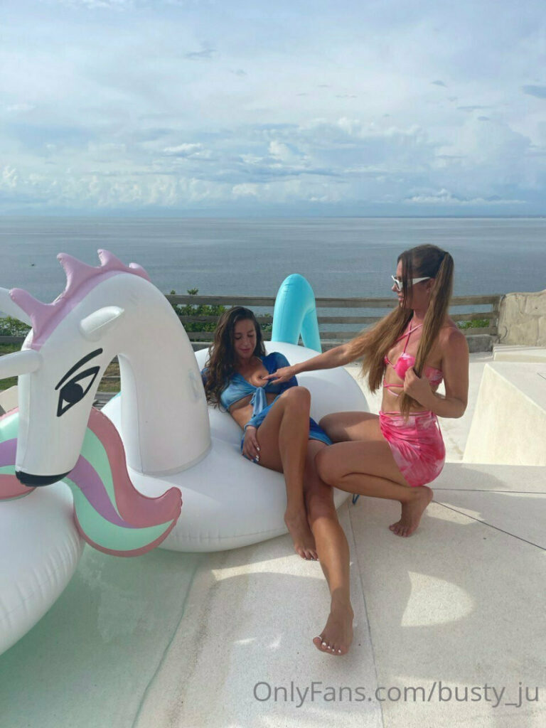 OnlyFans – Instagram – iuliagyrbu / miagirl007 / mia – Nude