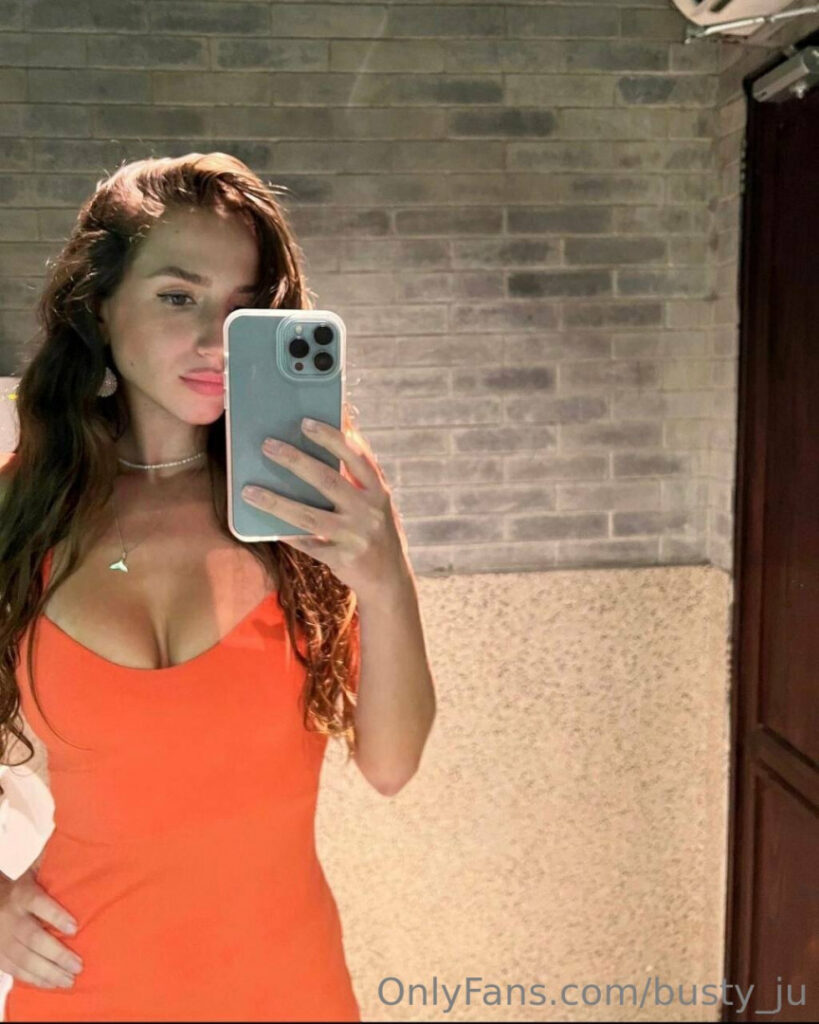 OnlyFans – Instagram – iuliagyrbu / miagirl007 / mia – Nude