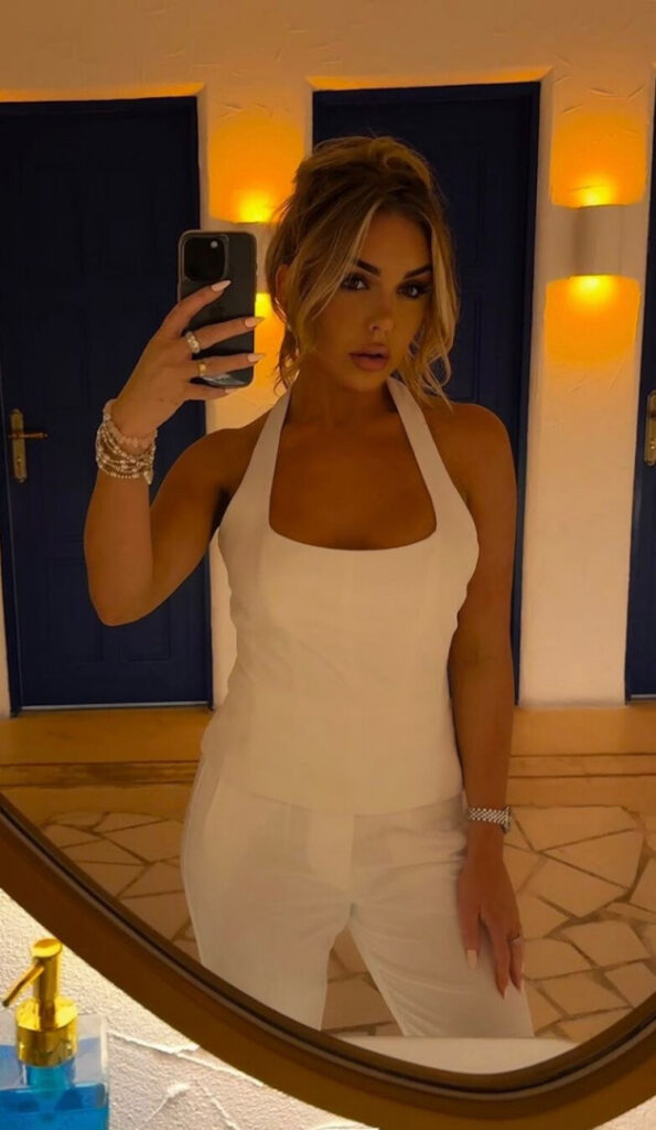 Instagram – Jemma Ellison – Nude