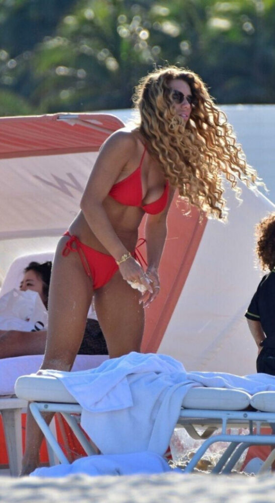 Instagram – Jena Frumes – Nude