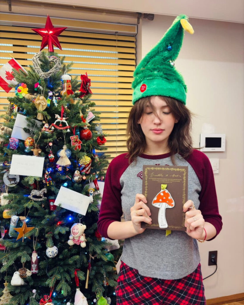 Celeb – Asian – Jeon Somi/ENNIK SOMI – Nude