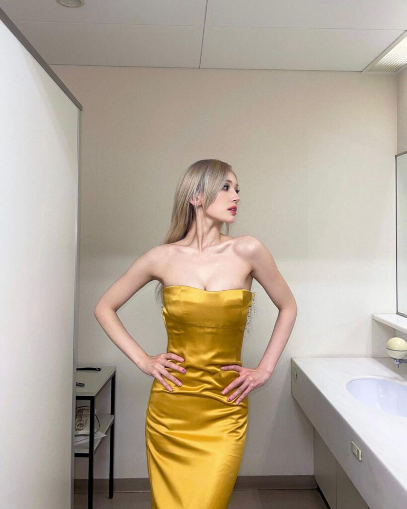 Celeb – Asian – Jeon Somi/ENNIK SOMI – Nude