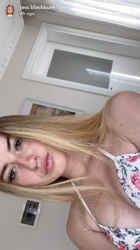 Instagram – Jess Blackburn – Nude