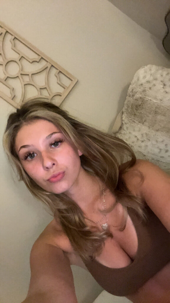 TikTok – Jessgeng – Nude Leaks