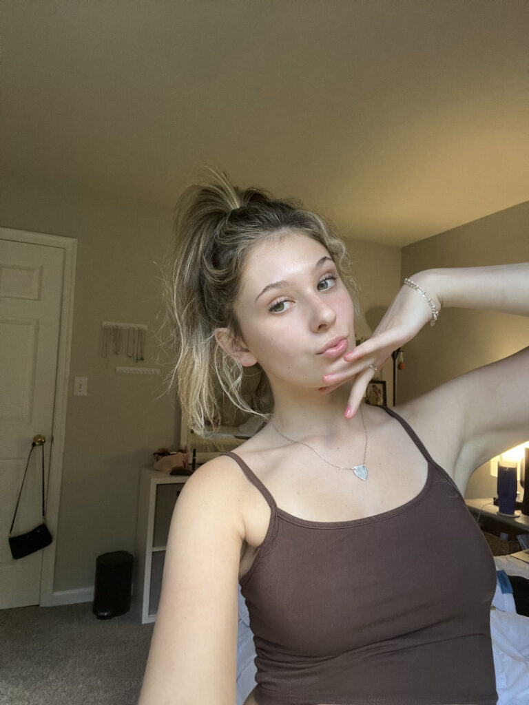 TikTok – Jessgeng – Nude Leaks