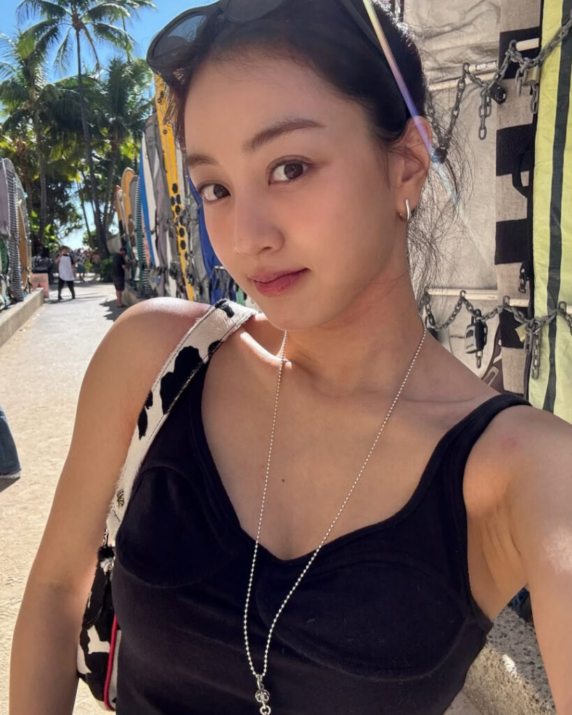 Celeb – Asian – Jihyo (TWICE) – Nude