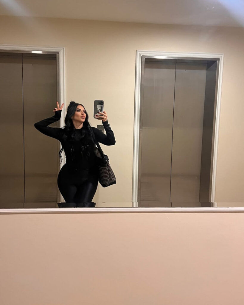 Instagram – Jimena Sanchez – Nude