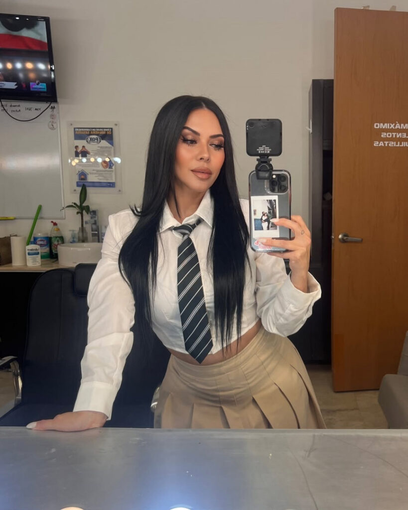 Instagram – Jimena Sanchez – Nude