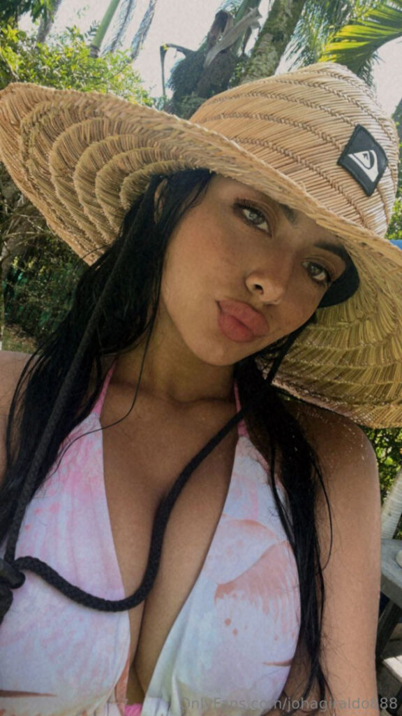 OnlyFans – T H I C C – Latina – Joha Giraldo / Soyjoha888 / Johagiraldo888 – Nude Leaks