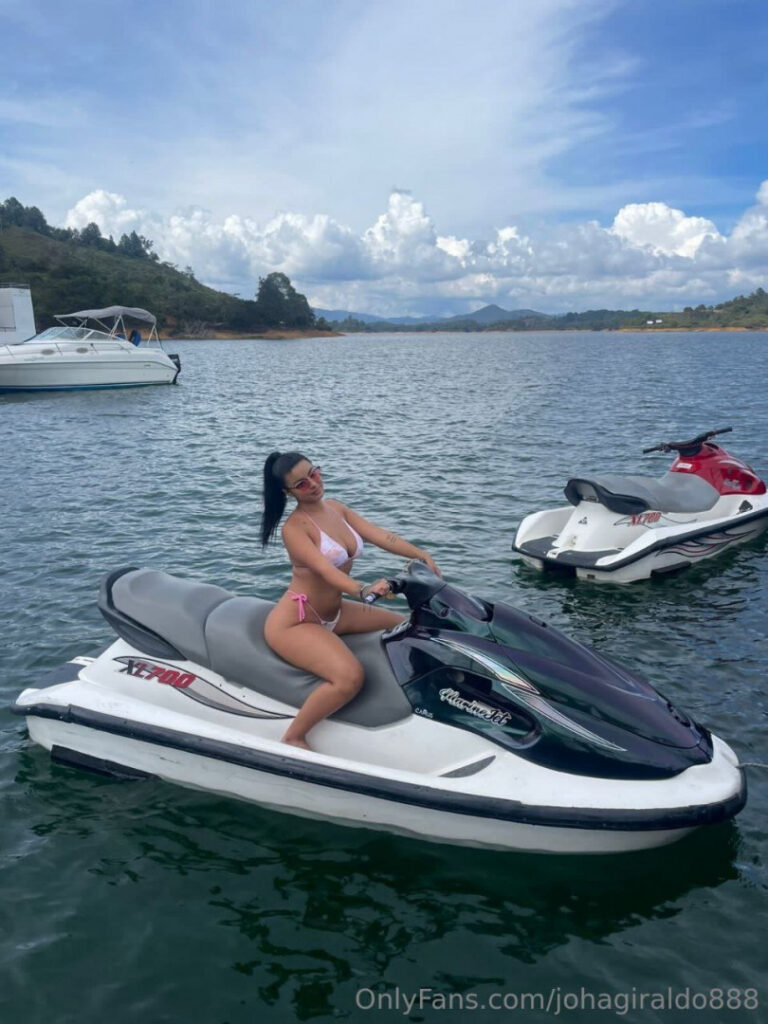 OnlyFans – T H I C C – Latina – Joha Giraldo / Soyjoha888 / Johagiraldo888 – Nude Leaks