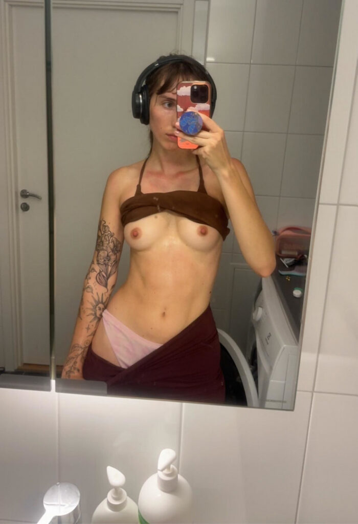 OnlyFans – Jojocutie – Nude