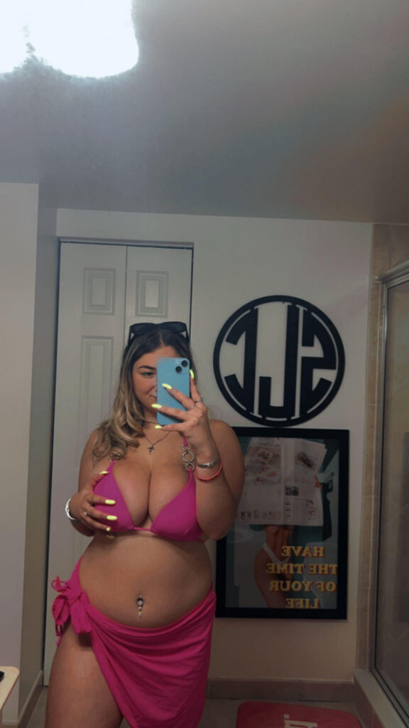 TikTok – T H I C C – Jolieboero – Nude