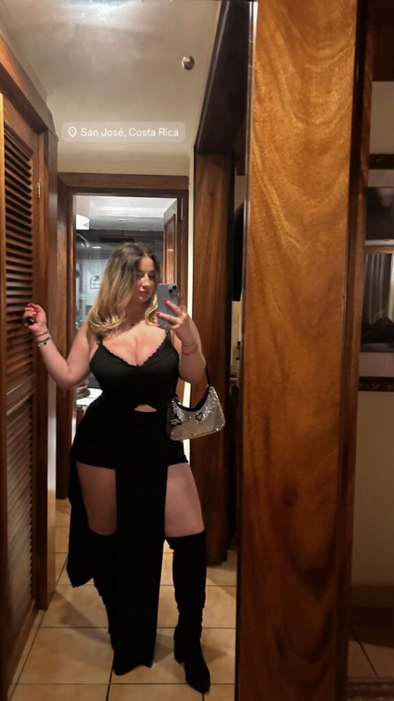 TikTok – T H I C C – Jolieboero – Nude