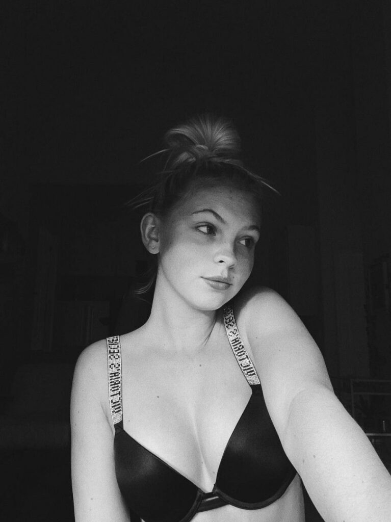 OnlyFans – Instagram – Jordyn Jones – Nude