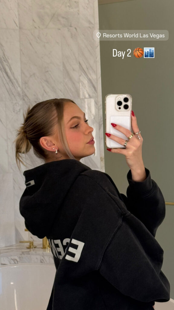 OnlyFans – Instagram – Jordyn Jones – Nude