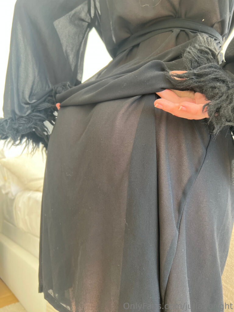 OnlyFans – Teen – Julia Bright – Nude