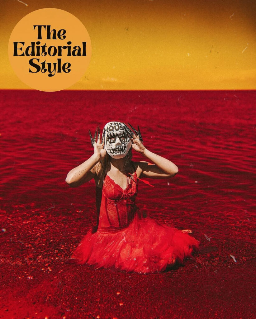 Celeb – Julia Hart – Nude