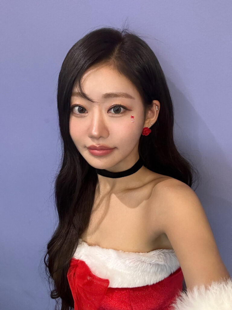 Celeb – Asian – Julie (Kiss Of Life) – Nude