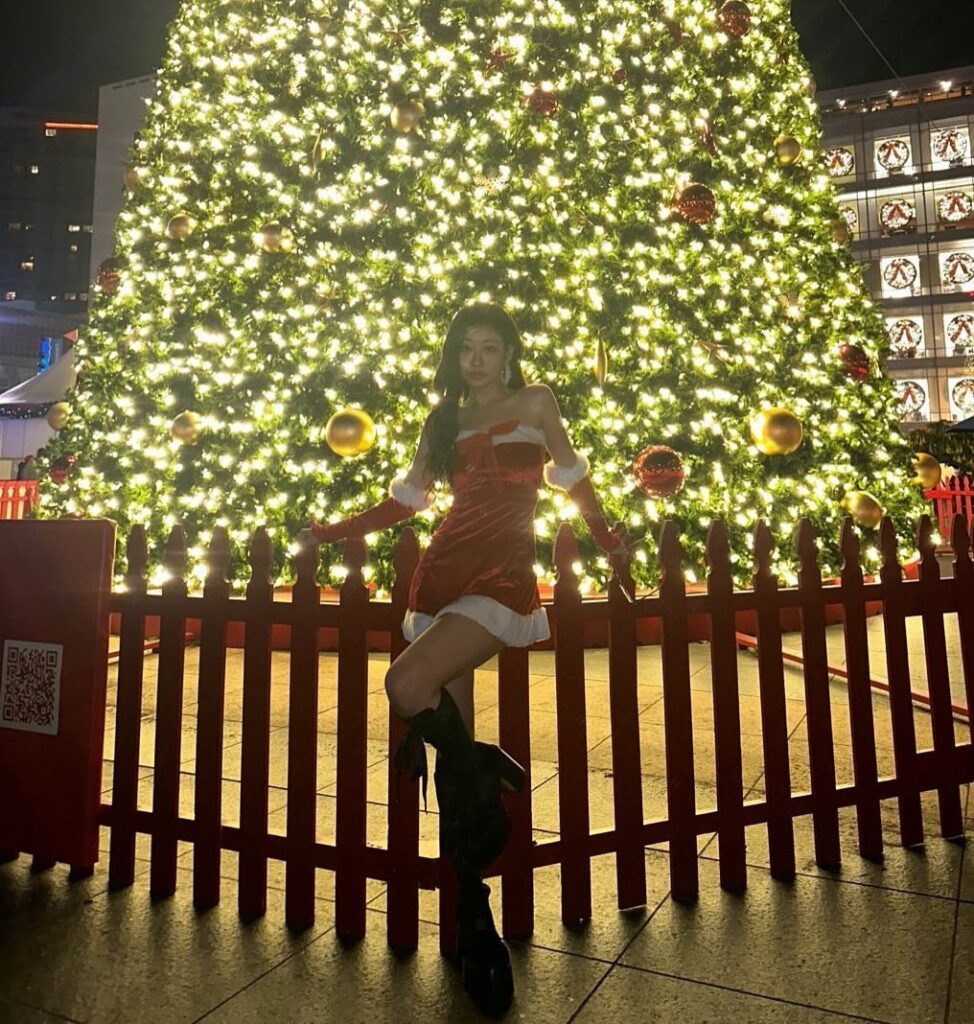 Celeb – Asian – Julie (Kiss Of Life) – Nude