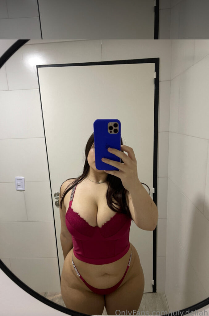 OnlyFans – T H I C C – july.dellah – Nude Leaks